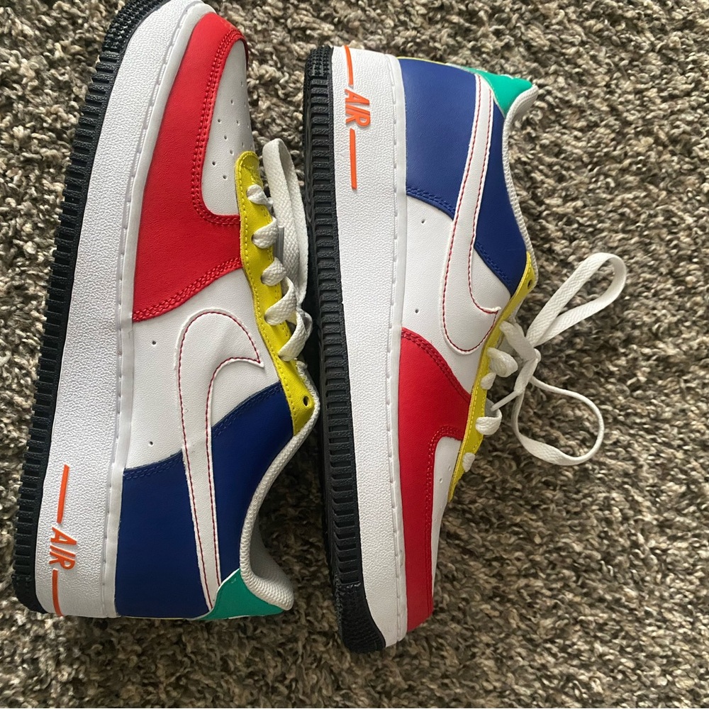 Nike Air Force 1 Low LV8